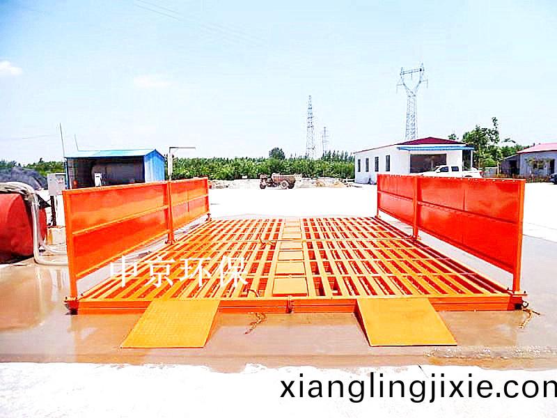 江(jiang)囌(su)港怡(yi)建(jian)設有限(xian)公(gong)司8*4*1.2m-200T雙層(ceng)免基礎(chu)洗車(che)機(ji)