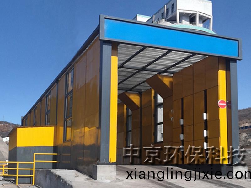 四(si)季可(ke)用工(gong)程洗(xi)車房